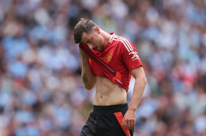 包含布莱顿迎社区盾关键赛，加时末段队长鼓劲，悬念犹存，控场能力受关注的词条